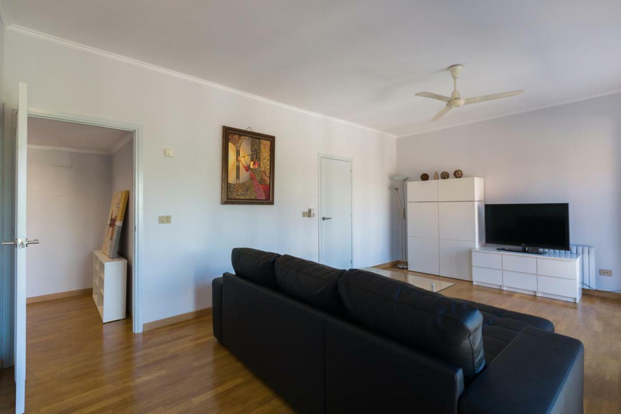 Apartamento céntrico puerto olímpico. Apartamento Barcelona Exterior foto