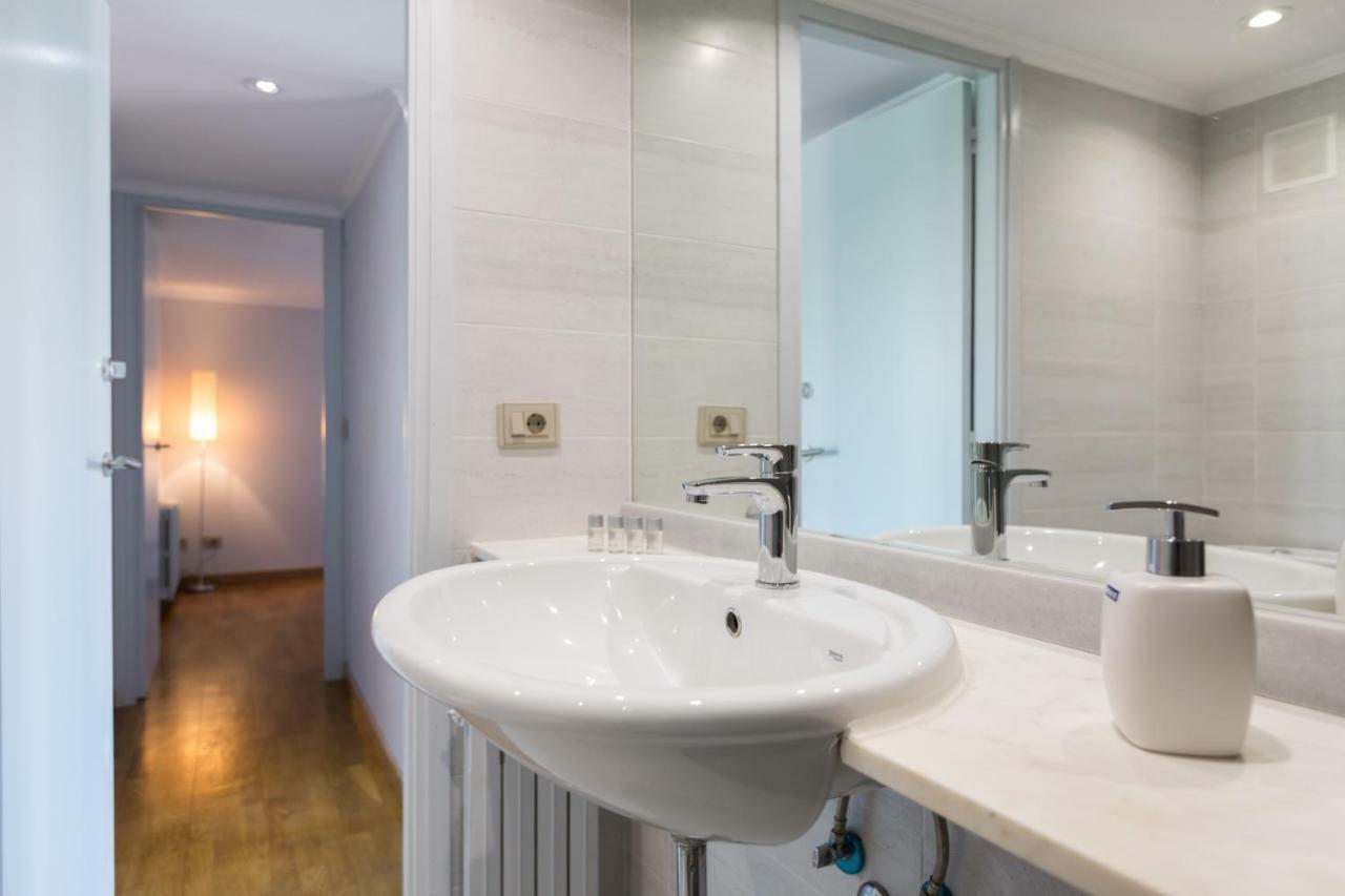 Apartamento céntrico puerto olímpico. Apartamento Barcelona Exterior foto